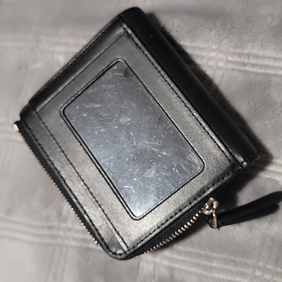 Kate Spade Wallet - Picture 5 of 5